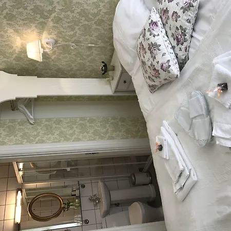 Gamlebyen - מלון